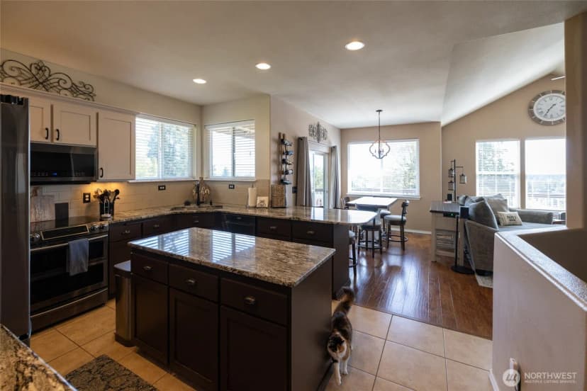 Property photo for 1895 Se Maple Drive, Chehalis photo 12