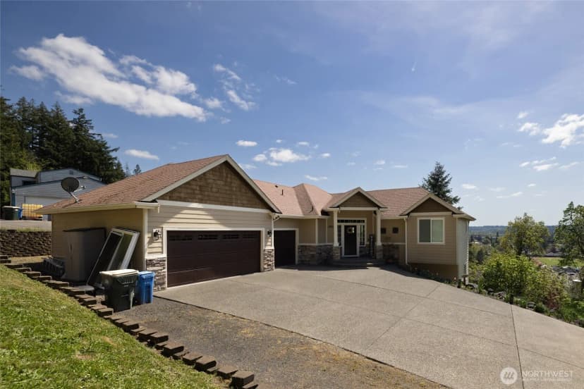 Property photo for 1895 Se Maple Drive, Chehalis photo 3