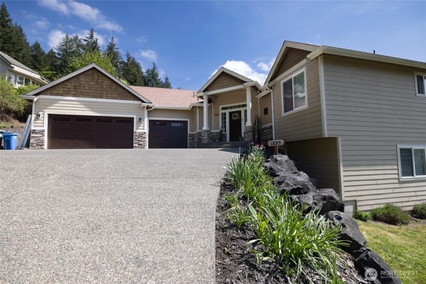 Property photo for 1895 Se Maple Drive, Chehalis photo 2