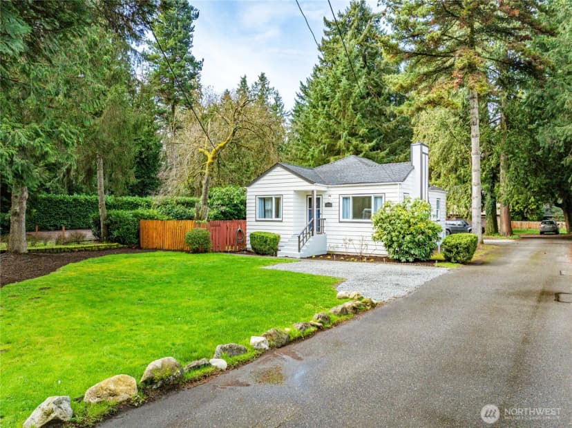Property photo for 13015 Des Moines Memorial Drive S, Burien photo 4
