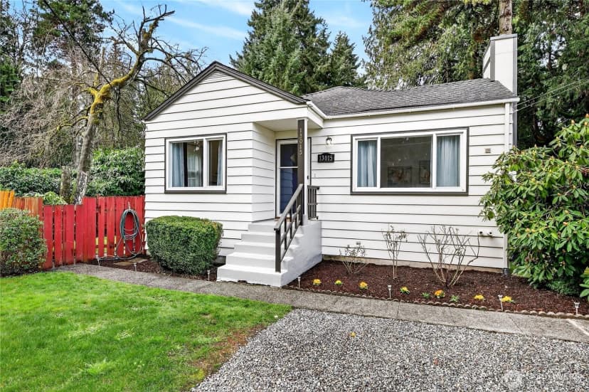 Property photo for 13015 Des Moines Memorial Drive S, Burien photo 5