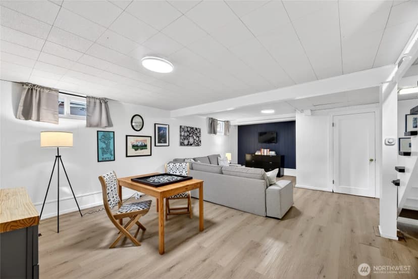 Property photo for 13015 Des Moines Memorial Drive S, Burien photo 18