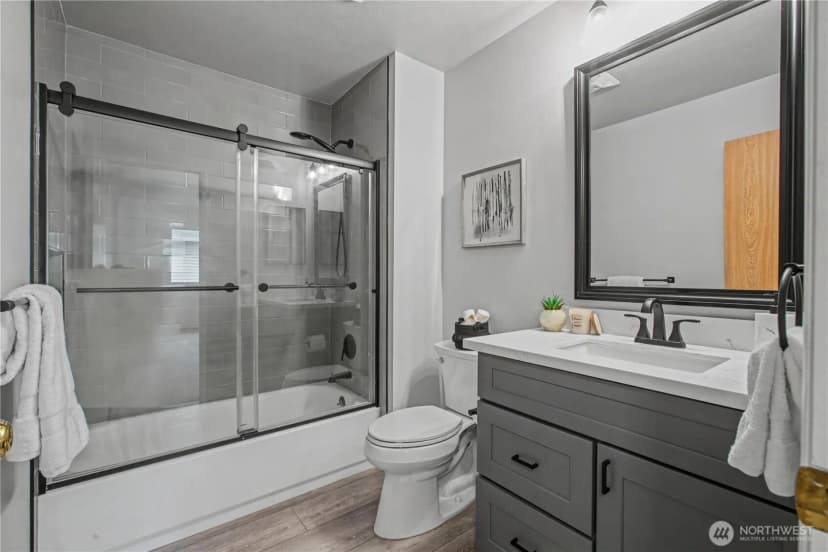 Property photo for 2261 Wallace Loop, Dupont photo 31