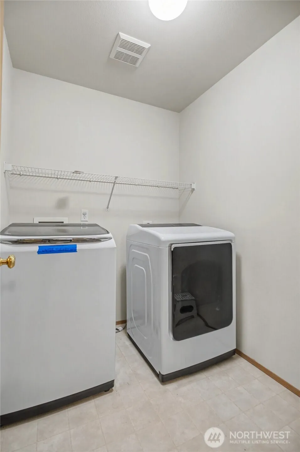 Property photo for 2261 Wallace Loop, Dupont photo 22