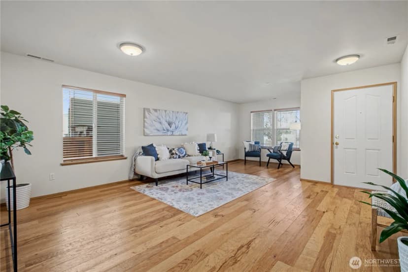 Property photo for 2261 Wallace Loop, Dupont photo 7