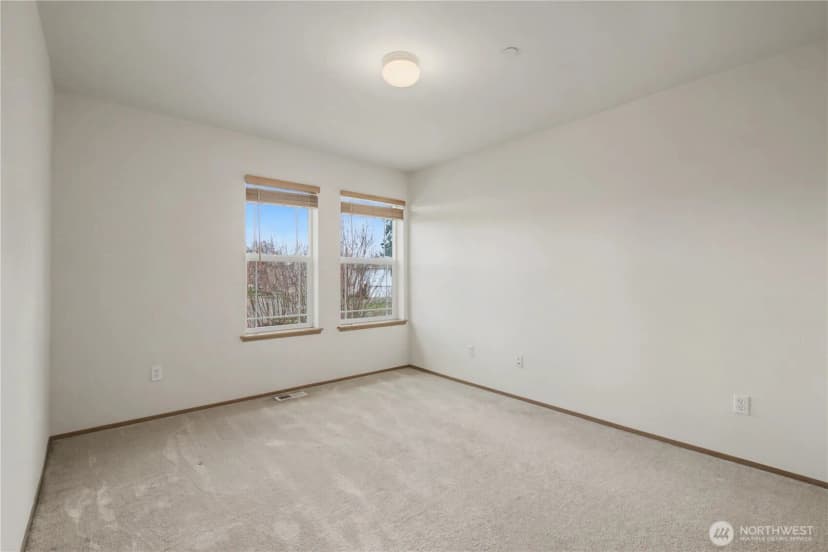 Property photo for 2261 Wallace Loop, Dupont photo 29