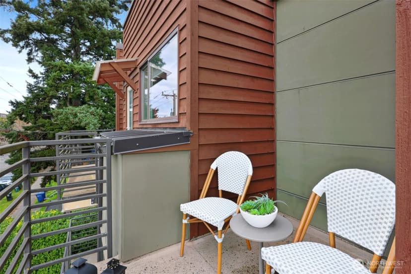 Property photo for 2046 14th Avenue W #b, Seattle photo 21