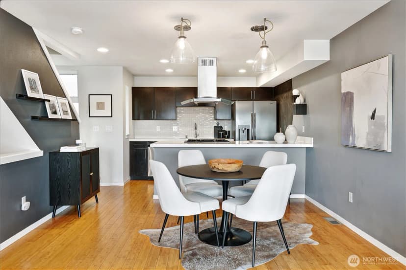 Property photo for 2046 14th Avenue W #b, Seattle photo 9