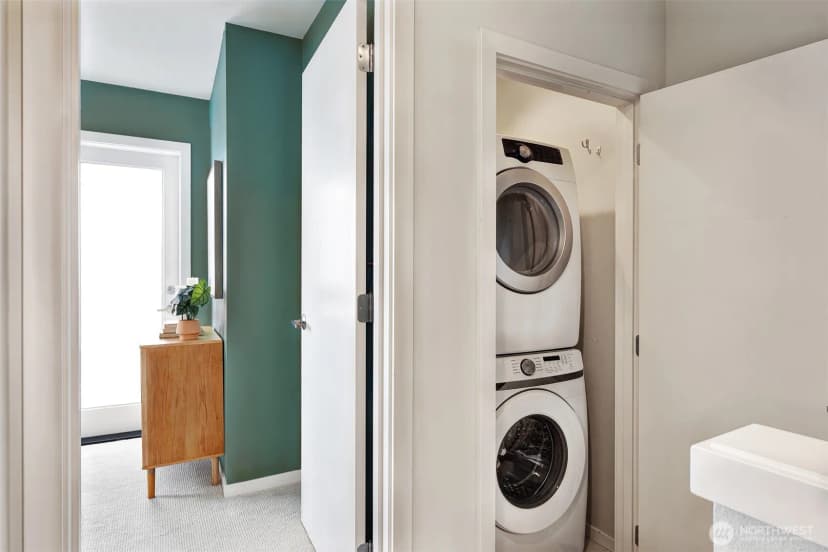 Property photo for 2046 14th Avenue W #b, Seattle photo 18