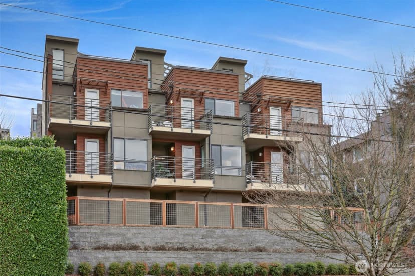 Property photo for 2046 14th Avenue W #b, Seattle