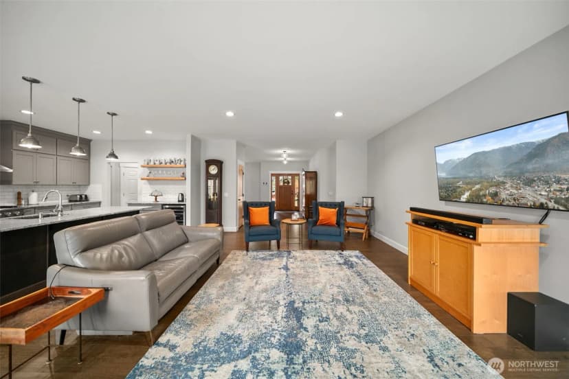 Property photo for 11709 Pear Tree Court, Leavenworth photo 10