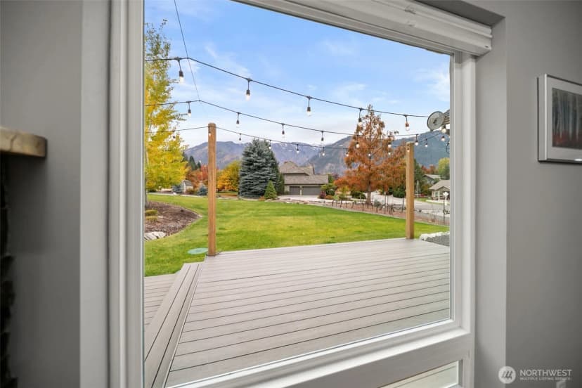 Property photo for 11709 Pear Tree Court, Leavenworth photo 12