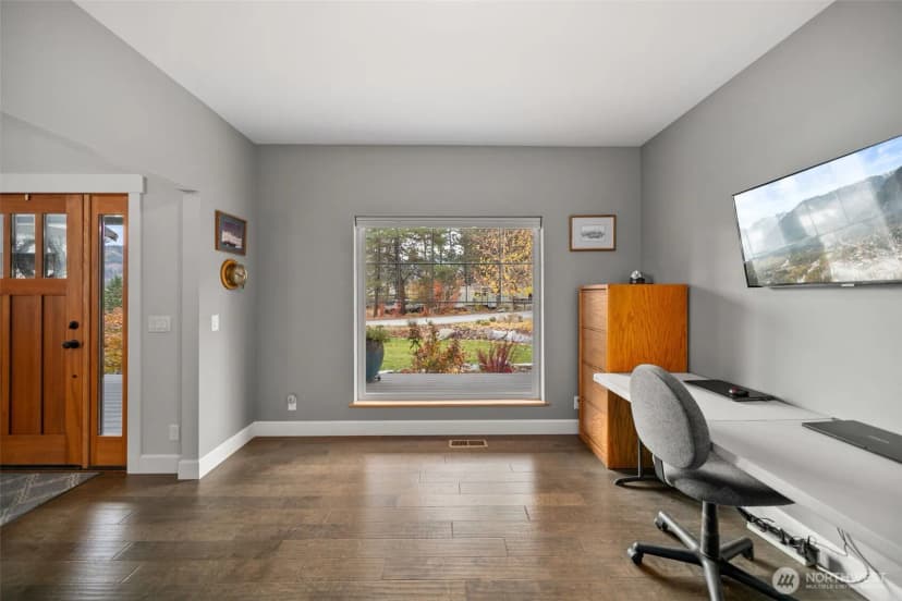Property photo for 11709 Pear Tree Court, Leavenworth photo 6