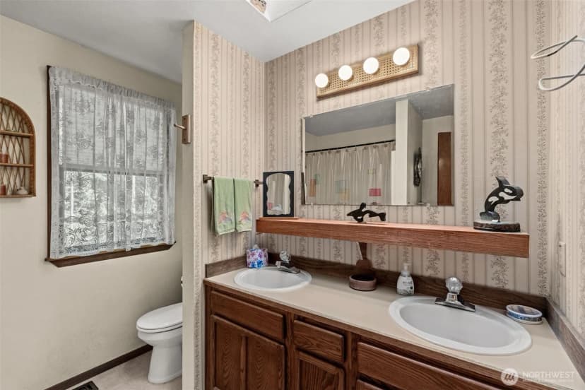Property photo for 8115 Berry Ridge Lane Nw, Silverdale photo 28