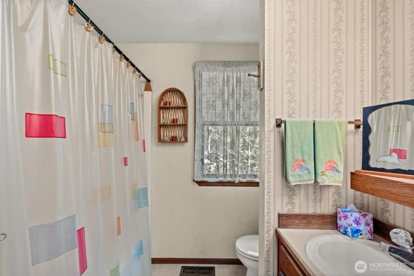 Property photo for 8115 Berry Ridge Lane Nw, Silverdale photo 29
