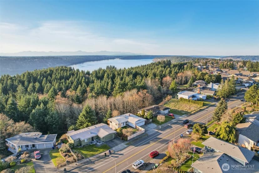 Property photo for 3308 N Narrows Drive, Tacoma photo 28