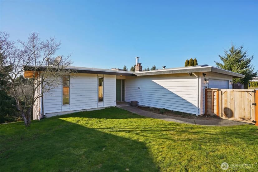 Property photo for 3308 N Narrows Drive, Tacoma photo 26