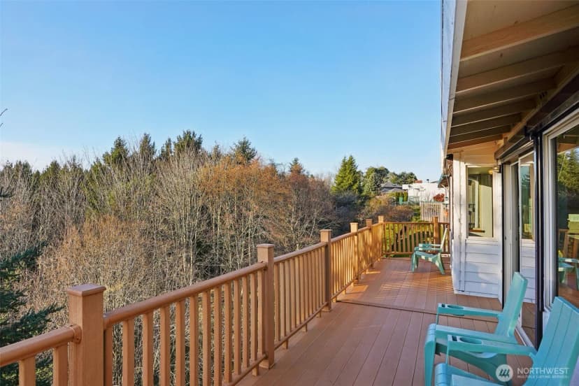 Property photo for 3308 N Narrows Drive, Tacoma photo 24