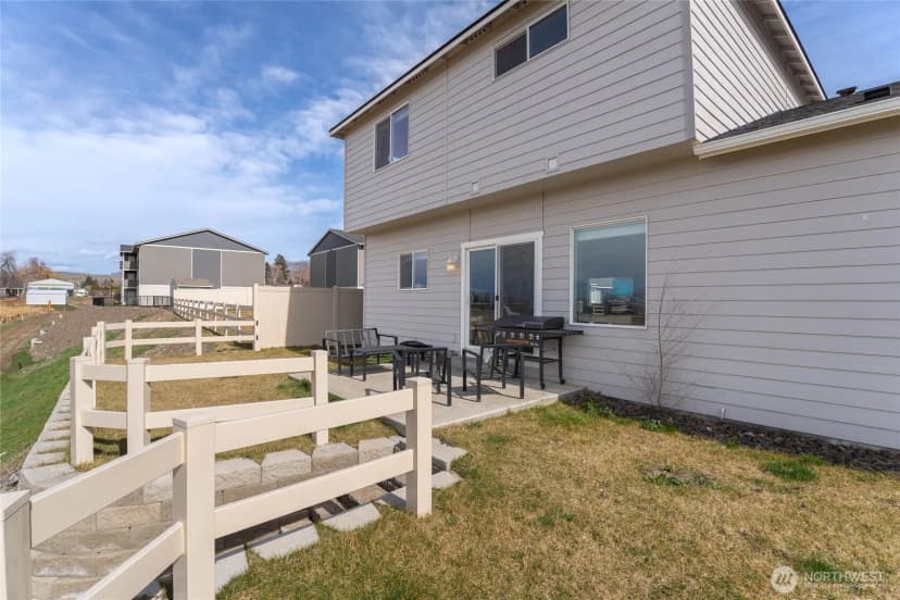 Property photo for 2247 S Mystical Loop, East Wenatchee photo 21
