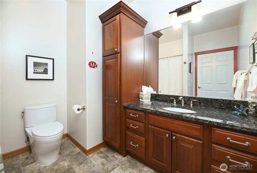 Property photo for 965 Chestnut Loop, Mount Vernon photo 19