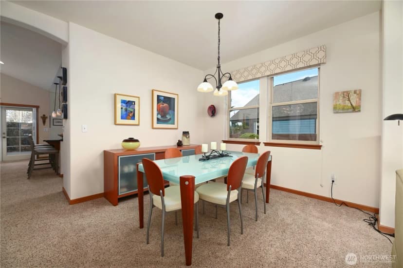 Property photo for 965 Chestnut Loop, Mount Vernon photo 7