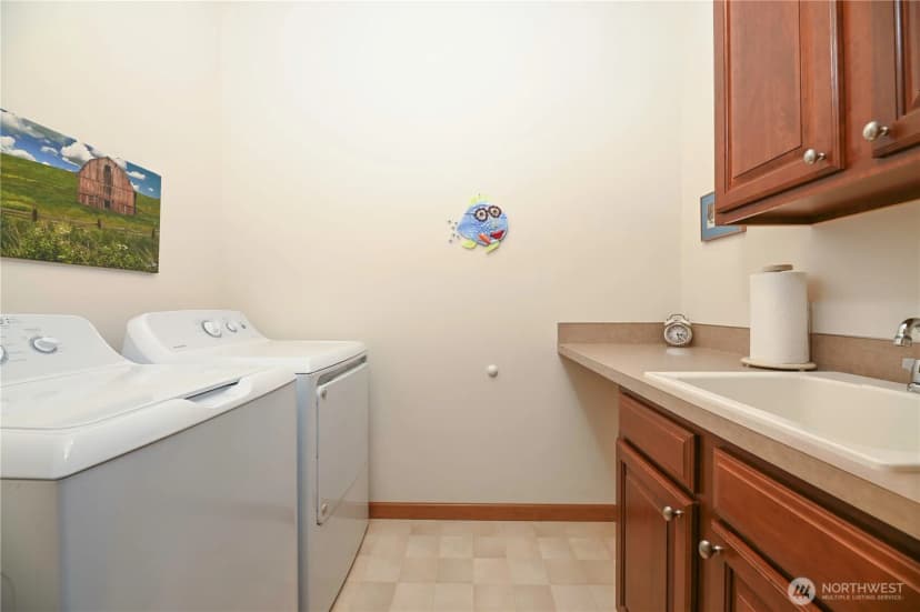 Property photo for 965 Chestnut Loop, Mount Vernon photo 22