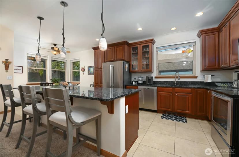 Property photo for 965 Chestnut Loop, Mount Vernon photo 13