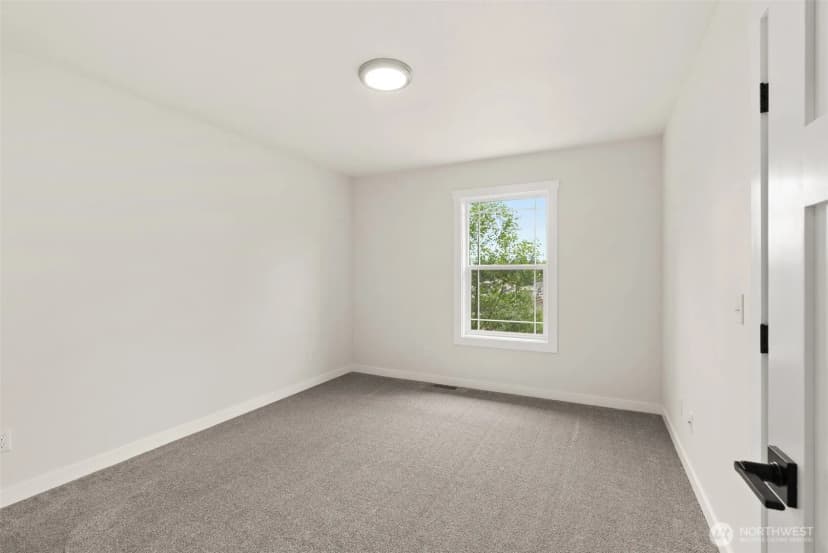 Property photo for 635 Elm Street, Raymond photo 15