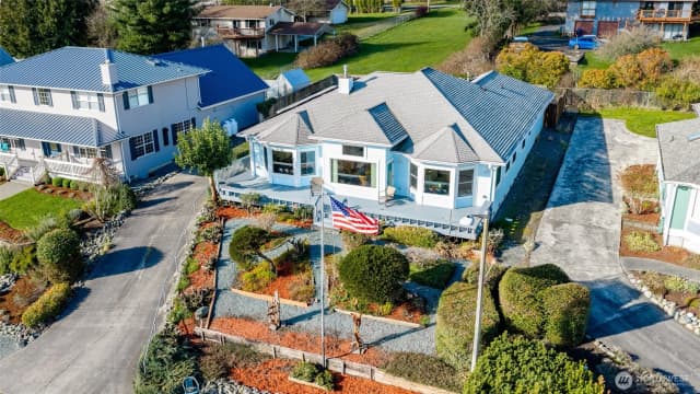 Property photo for 802 Nw Krueger Street, Coupeville