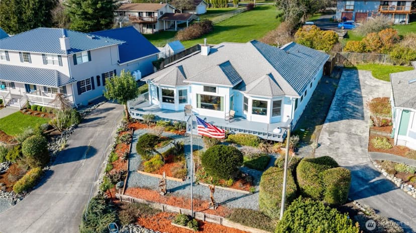 Property photo for 802 Nw Krueger Street, Coupeville
