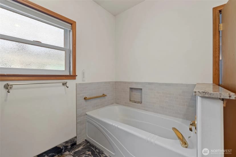 Property photo for 802 Nw Krueger Street, Coupeville photo 27