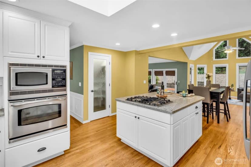 Property photo for 21609 Ne 4th Street, Sammamish photo 12