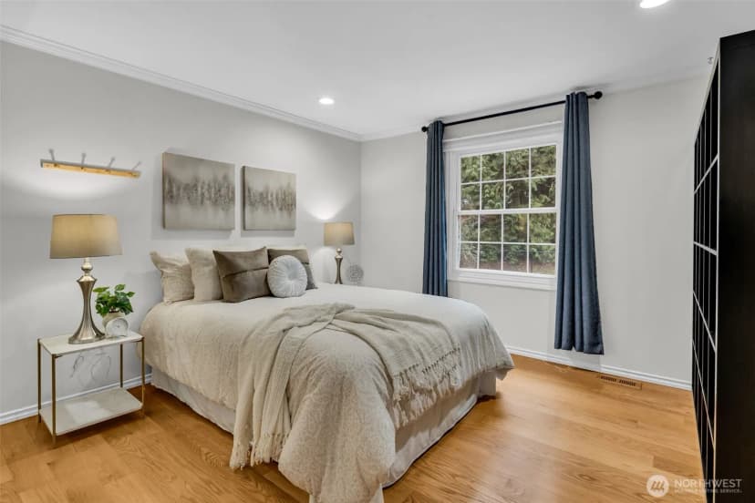 Property photo for 21609 Ne 4th Street, Sammamish photo 22