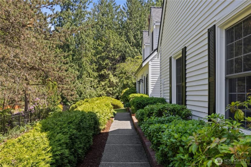 Property photo for 21609 Ne 4th Street, Sammamish photo 31