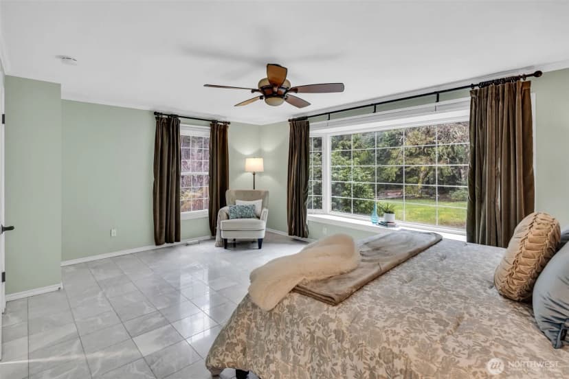 Property photo for 21609 Ne 4th Street, Sammamish photo 16