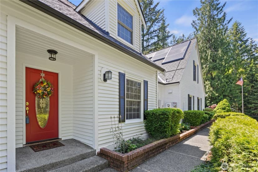 Property photo for 21609 Ne 4th Street, Sammamish photo 3