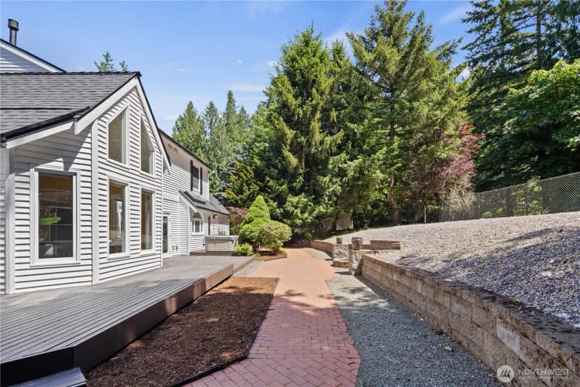 Property photo for 21609 Ne 4th Street, Sammamish photo 36