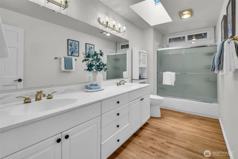 Property photo for 21609 Ne 4th Street, Sammamish photo 23