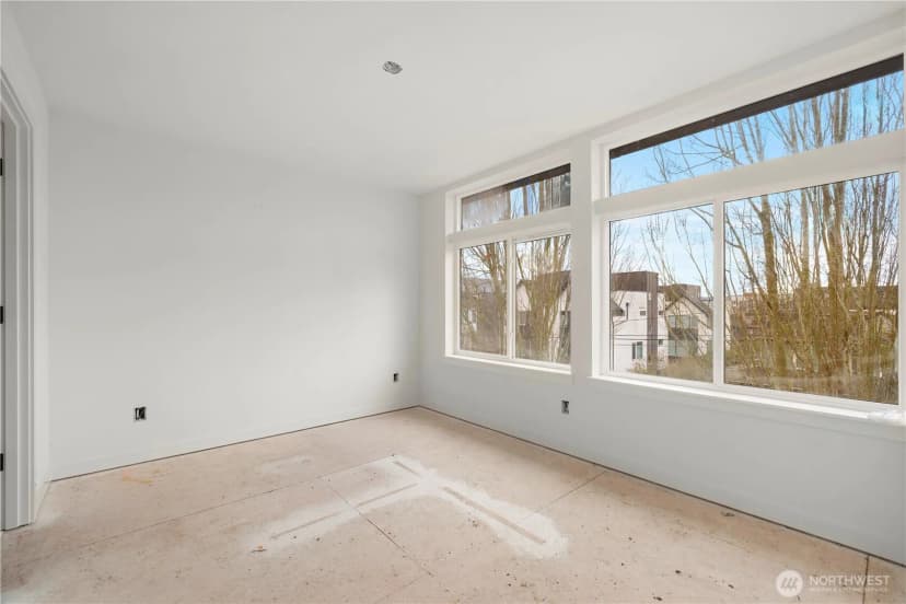 Property photo for 1136 B Nw 57th Street, Seattle photo 11