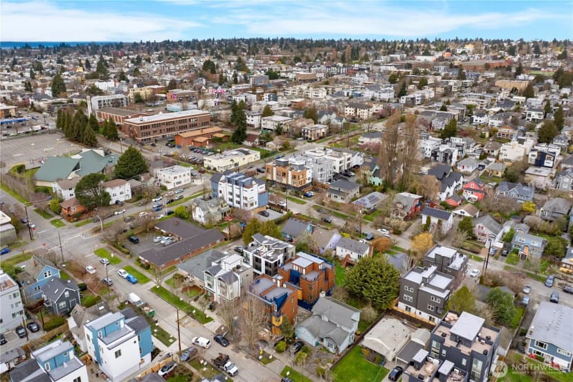 Property photo for 1136 B Nw 57th Street, Seattle photo 24