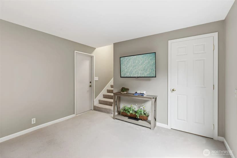 Property photo for 16609 Ne 91st Street, Redmond photo 28