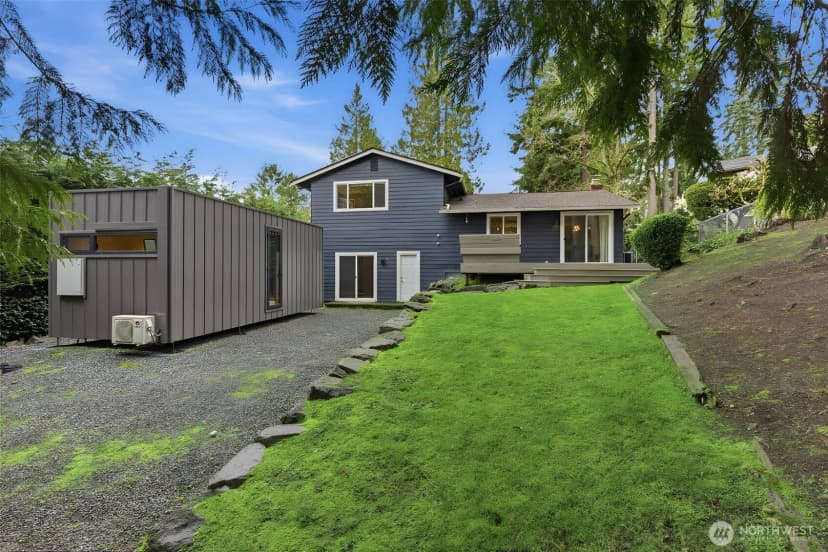 Property photo for 16609 Ne 91st Street, Redmond photo 34