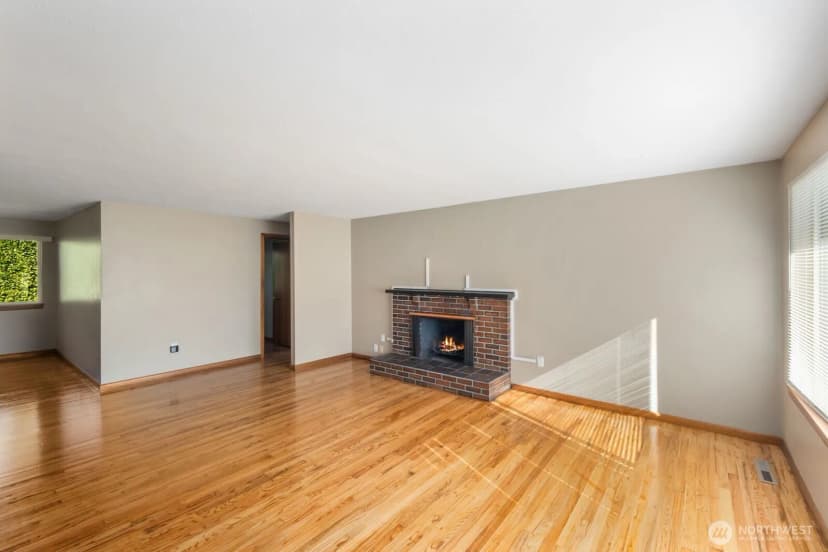 Property photo for 8415 Mt Tacoma Drive Sw, Lakewood photo 8