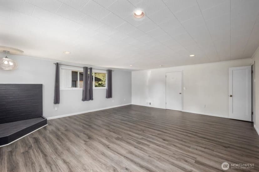Property photo for 8415 Mt Tacoma Drive Sw, Lakewood photo 30