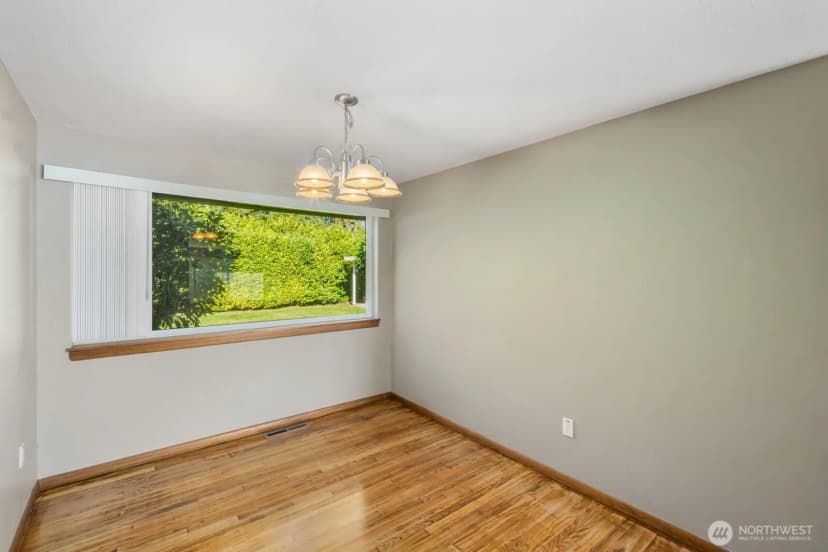 Property photo for 8415 Mt Tacoma Drive Sw, Lakewood photo 19