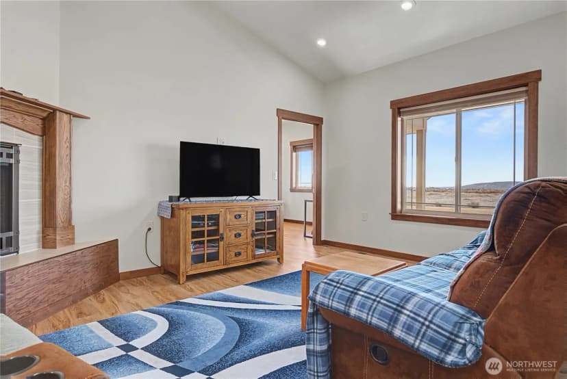 Property photo for 20746 Ne Rd D.5, Soap Lake photo 9