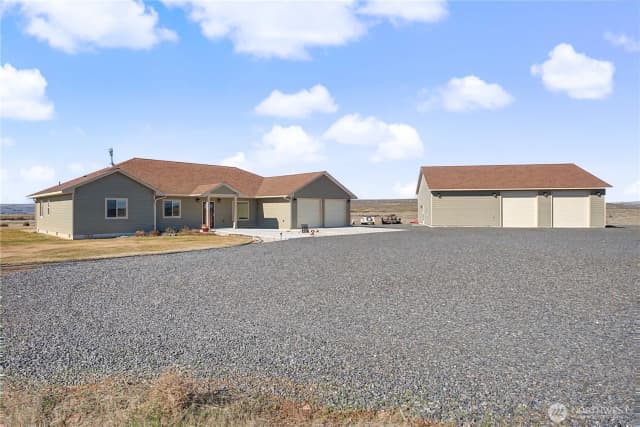Property photo for 20746 Ne Rd D.5, Soap Lake photo 2