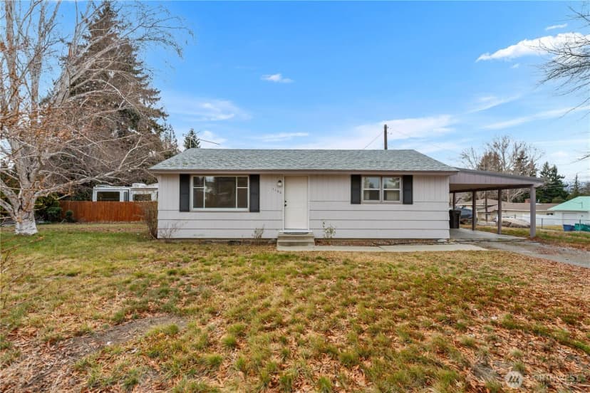 Property photo for 1100 3rd Street, East Wenatchee photo 2