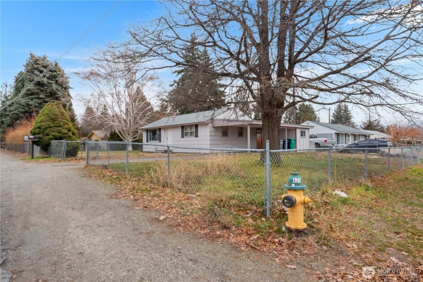 Property photo for 1100 3rd Street, East Wenatchee photo 26