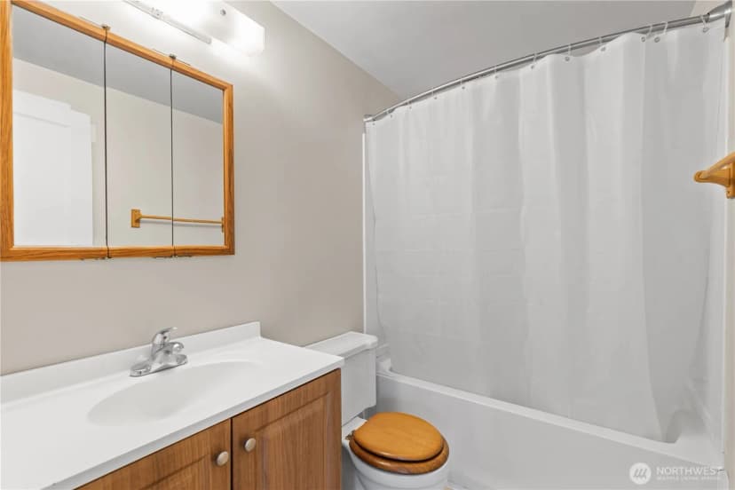 Property photo for 1100 3rd Street, East Wenatchee photo 14